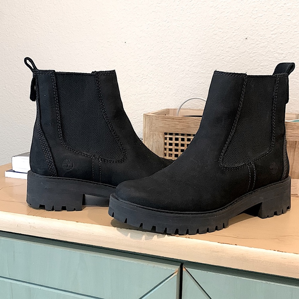 Timberland Courmayeur Valley Chelsea Boot - Women's